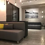 Apartamento Moderno Em Predio Com Concierge